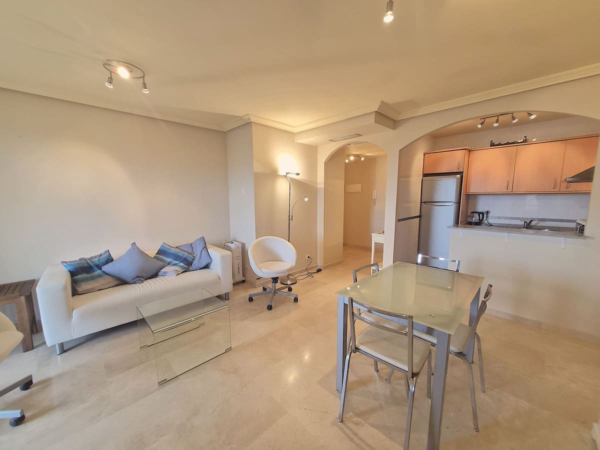 2 Zimmer Apartment zu verkaufen in La Duquesa / Puerto de la Duquesa mit Pool Garage - 270.000 € (Ref: 9800091)
