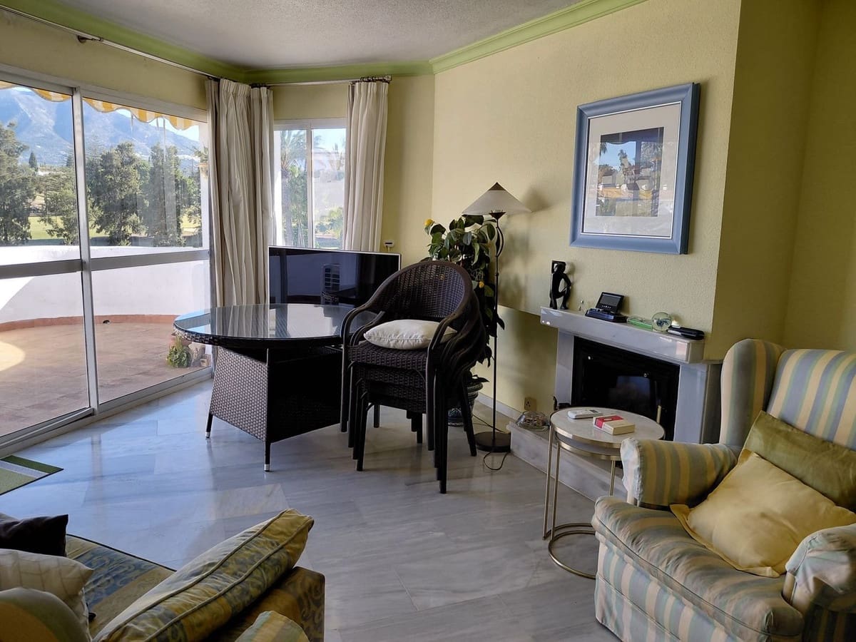 2 Zimmer Apartment zu verkaufen in Mijas Golf mit Pool Garage - 275.000 € (Ref: 9800194)