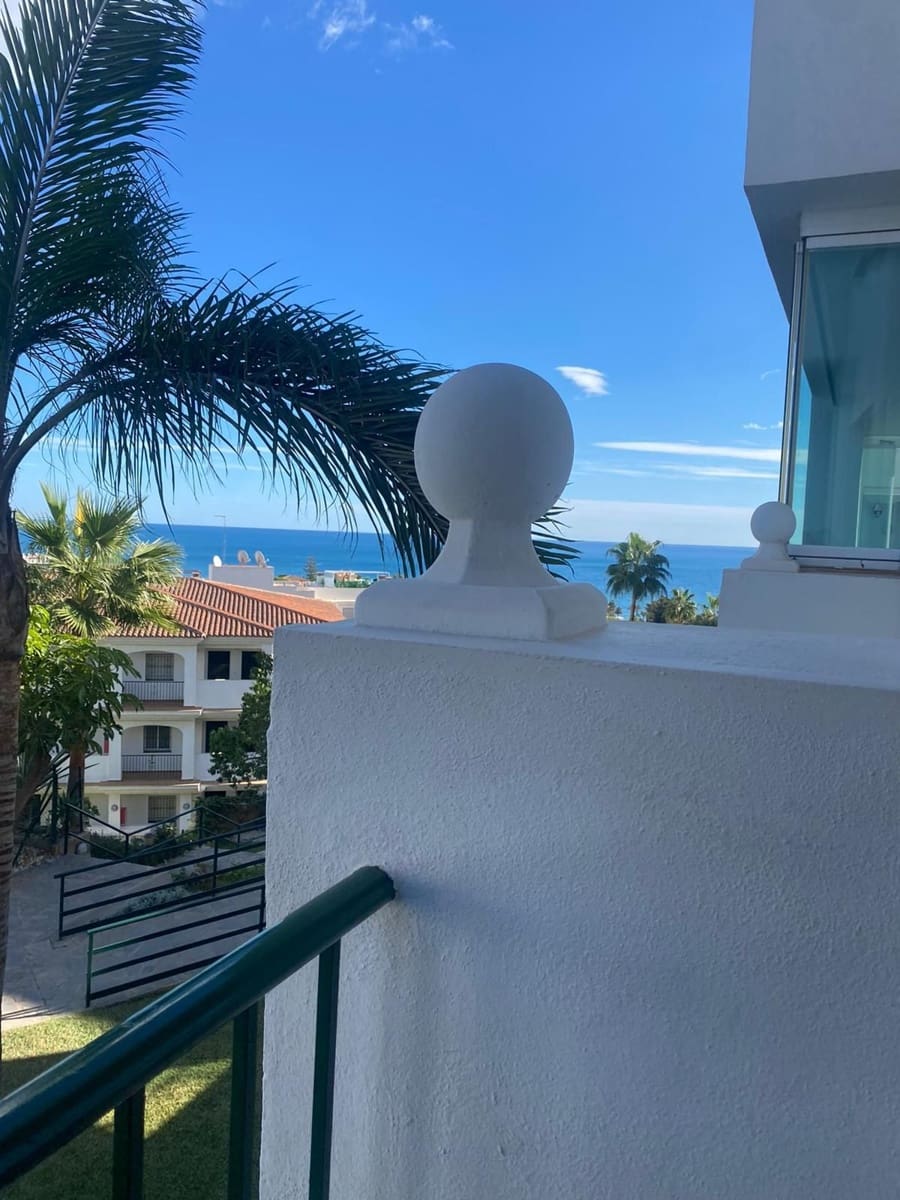 2 makuuhuone Huoneisto myytävänä paikassa Riviera del Sol mukana uima-altaan 
autotalli - 298 000 € (Ref: 9800197)