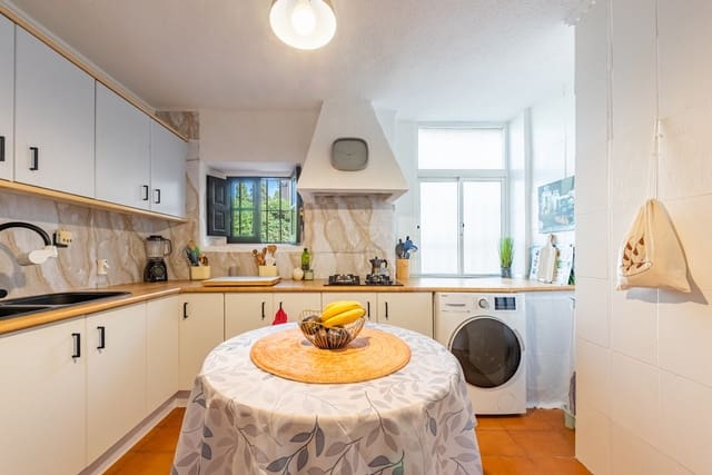 4 soveværelse Byhus til salg i Mijas Costa, Mijas - € 350.000 (Ref: 9800708)