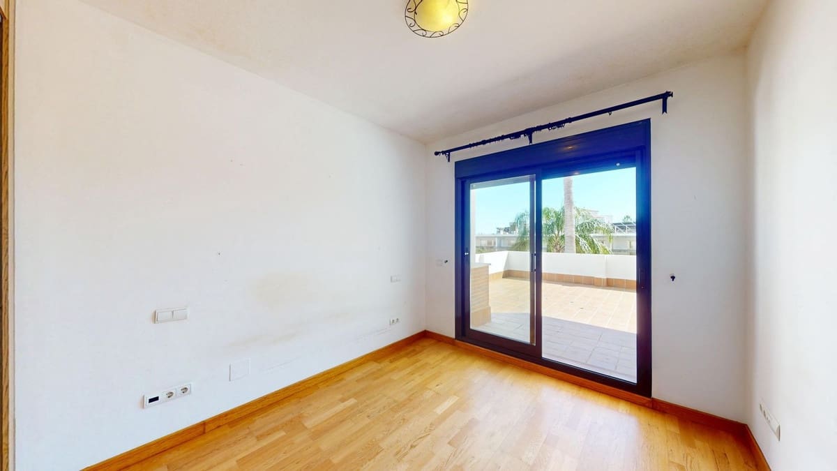 2 slaapkamer Appartement te koop in Mijas Golf met zwembad garage - € 298.000 (Ref: 9800712)