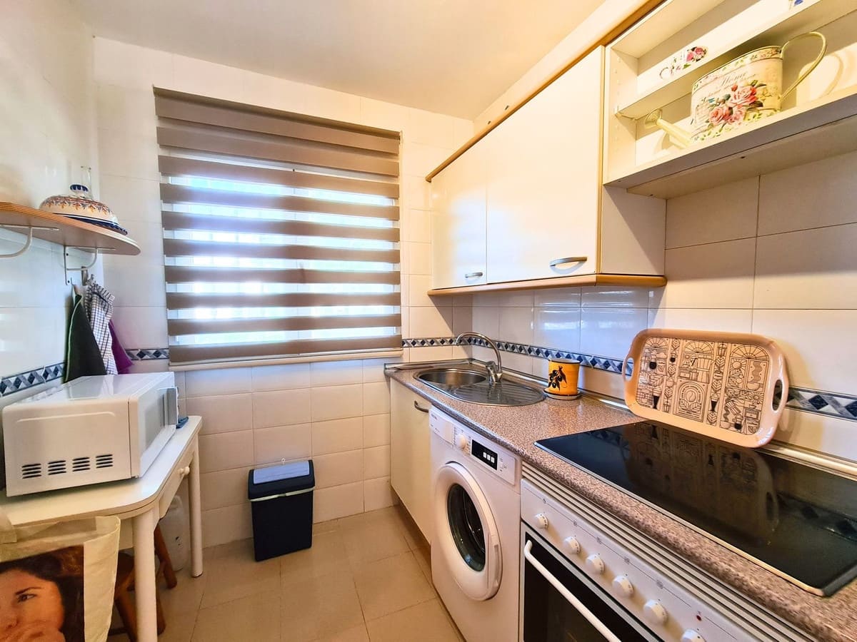 3 Zimmer Haus zu verkaufen in La Duquesa / Puerto de la Duquesa mit Pool Garage - 369.000 € (Ref: 9800757)