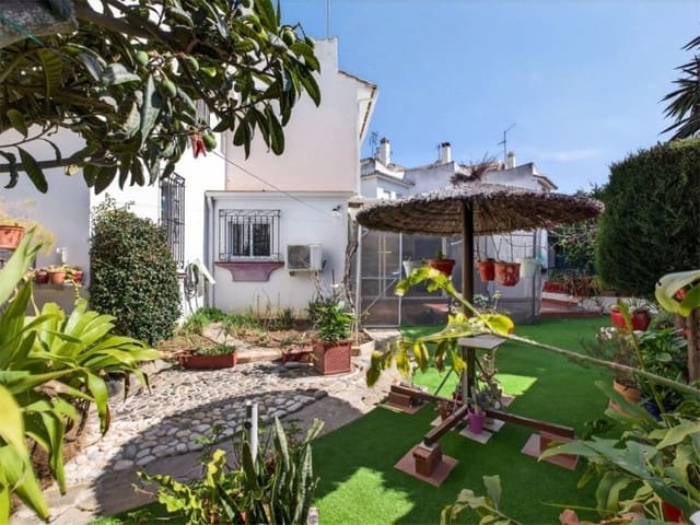 Casa de 3 habitaciones en Calahonda, Mijas en venta con piscina garaje - 485.000 € (Ref: 9800762)