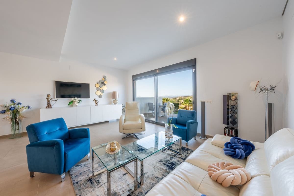 3 Zimmer Haus zu verkaufen in Manilva mit Pool Garage - 465.000 € (Ref: 9800763)