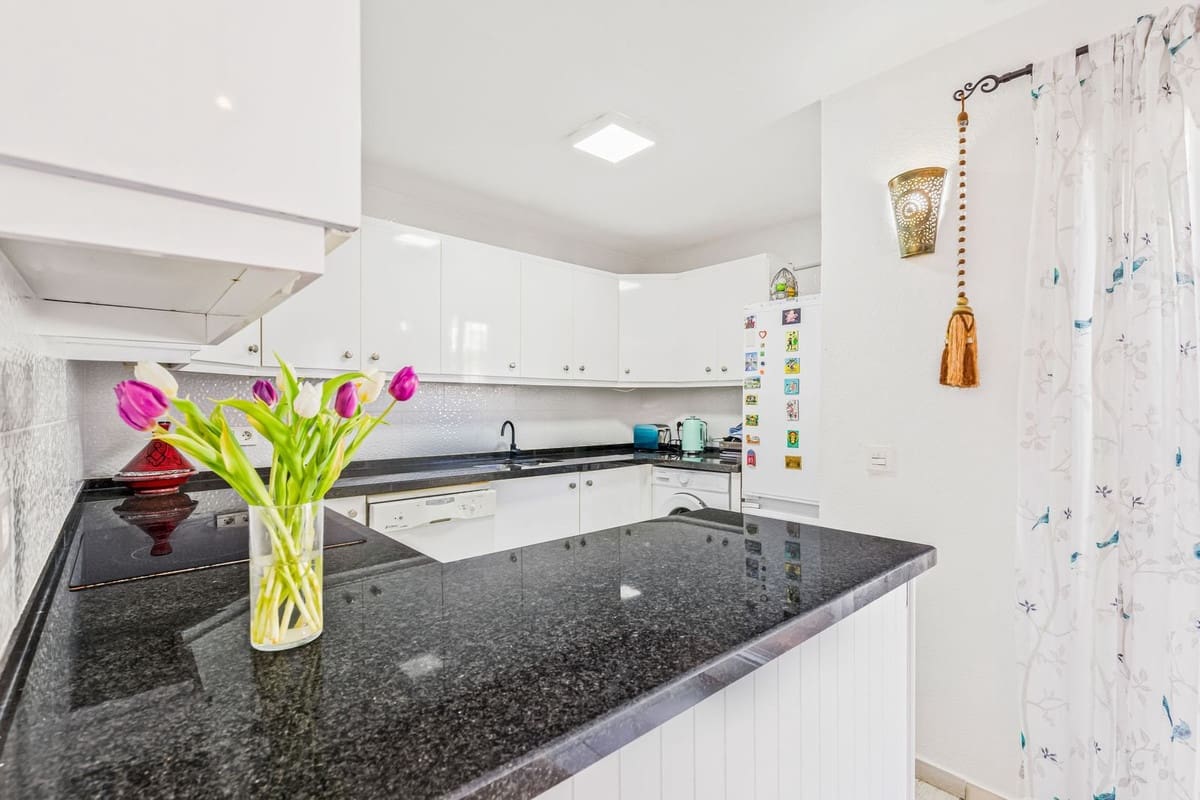 3 bedroom Townhouse for sale in Bahia de Casares with pool - € 499,000 (Ref: 9800822)