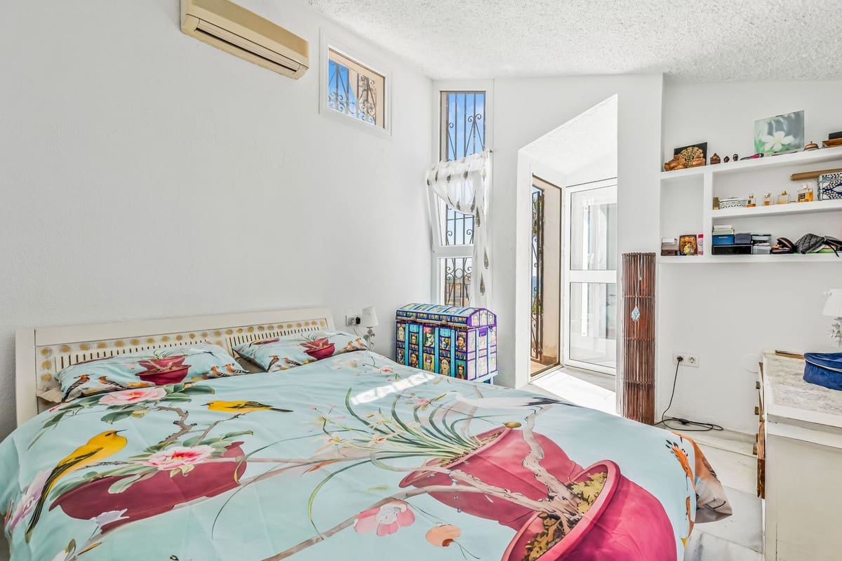 3 bedroom Townhouse for sale in Bahia de Casares with pool - € 499,000 (Ref: 9800822)