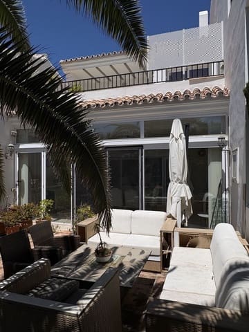 3 chambre Maison de Ville à vendre à Riviera del Sol, Mijas avec piscine - 549 000 € (Ref: 9800832)