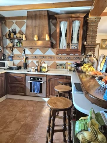 4 makuuhuone Omakotitalo myytävänä paikassa Alhaurín el Grande mukana uima-altaan 
autotalli - 499 000 € (Ref: 9801362)