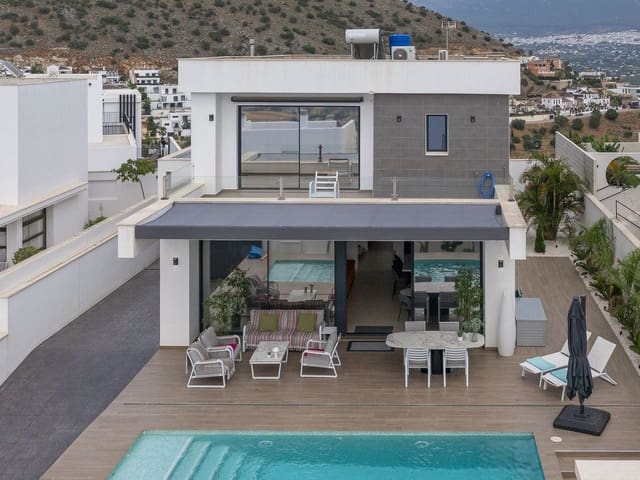 4 chambre Villa/Maison à vendre à Coín avec piscine garage - 759 000 € (Ref: 9802543)