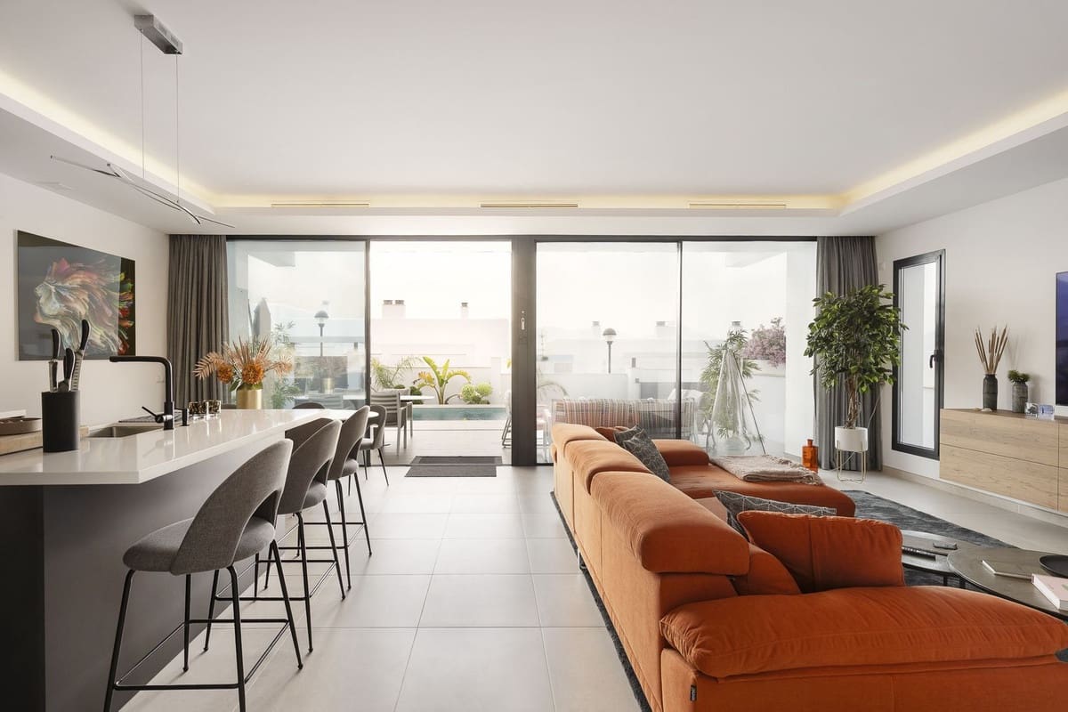 4 makuuhuone Huvila myytävänä paikassa Coin mukana uima-altaan 
autotalli - 759 000 € (Ref: 9802543)