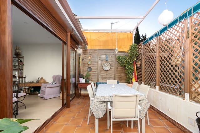 4 soveværelse Byhus til salg i Mijas Costa, Mijas med swimmingpool garage - € 529.000 (Ref: 9802544)