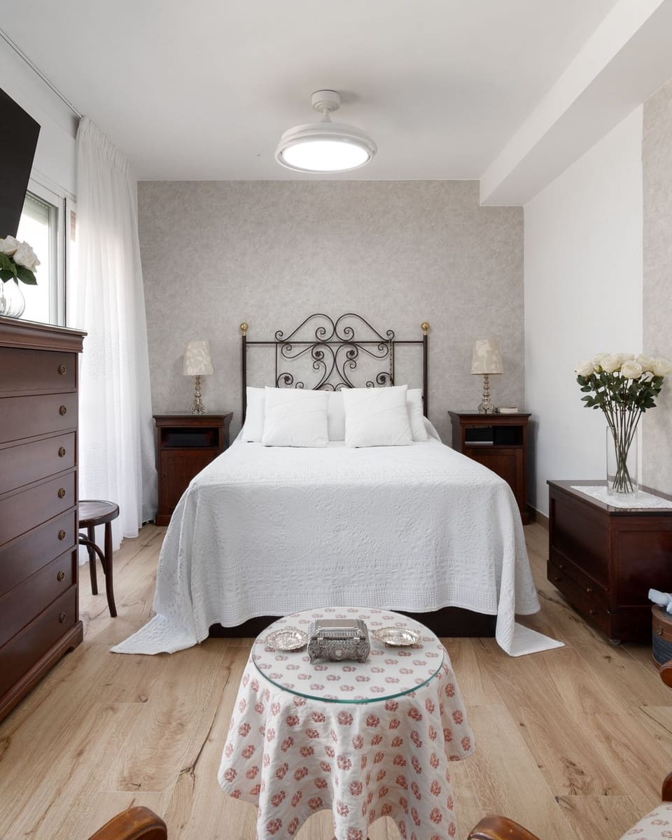 4 soveværelse Byhus til salg i Mijas Costa med swimmingpool garage - € 529.000 (Ref: 9802544)