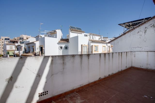 4 chambre Maison de Ville à vendre à Estepona avec piscine garage - 475 000 € (Ref: 9802546)