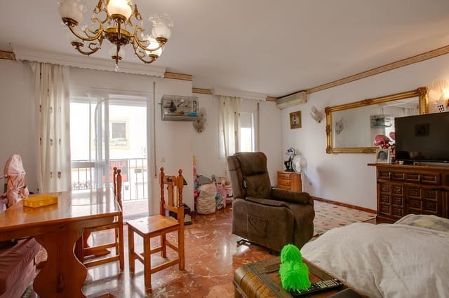 4 chambre Maison de Ville à vendre à Estepona avec piscine garage - 475 000 € (Ref: 9802546)