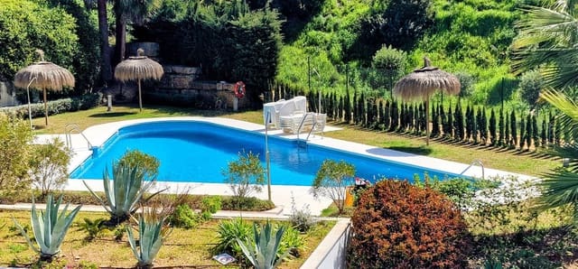 3 makuuhuone Omakotitalo myytävänä paikassa Artola, Marbella mukana uima-altaan - 550 000 € (Ref: 9802551)