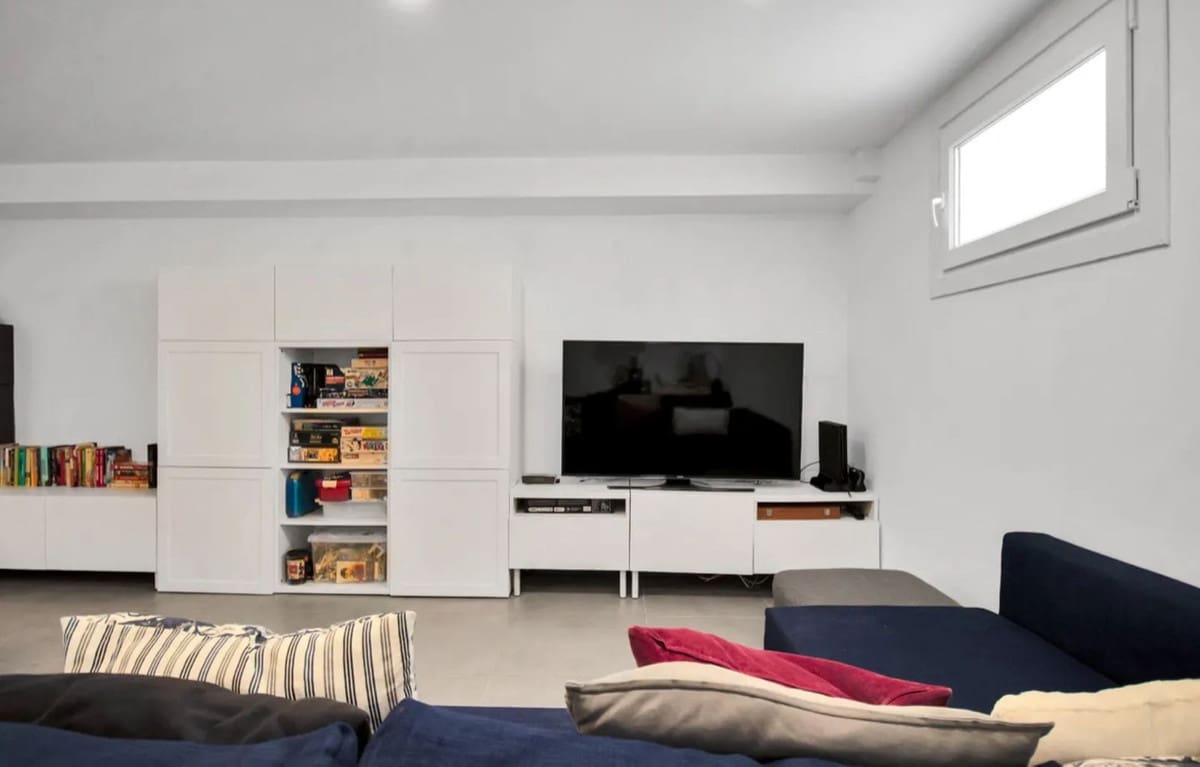 3 bedroom Townhouse for sale in Casares with pool - € 535,000 (Ref: 9802554)