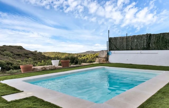 3 Zimmer Haus zu verkaufen in Casares mit Pool - 535.000 € (Ref: 9802554)