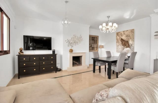 3 Zimmer Haus zu verkaufen in Casares mit Pool - 535.000 € (Ref: 9802554)