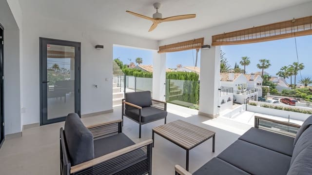 4 sovrum Villa till salu i Benalmádena med pool garage - 1 450 000 € (Ref: 9802906)