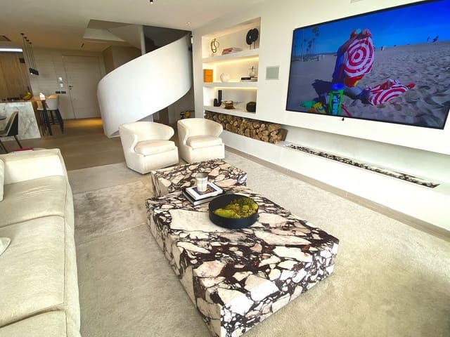 4 sovrum Hus till salu i Marbella med pool garage - 1 495 000 € (Ref: 9805319)