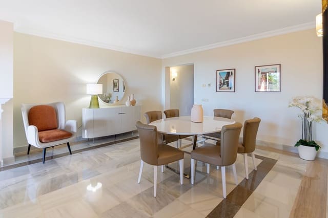3 bedroom Apartment for sale in Marbella - € 875,000 (Ref: 9805321)