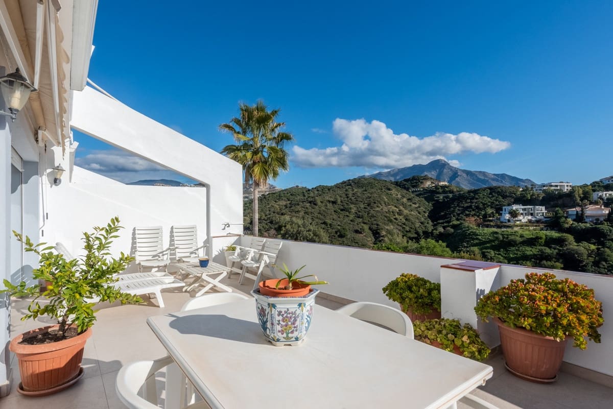 2 chambre Appartement à vendre à Marbella avec piscine - 595 000 € (Ref: 9805324)