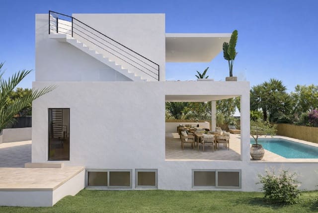 5 makuuhuone Huvila myytävänä paikassa San Pedro de Alcantara, Marbella mukana uima-altaan 
autotalli - 2 525 000 € (Ref: 9805327)