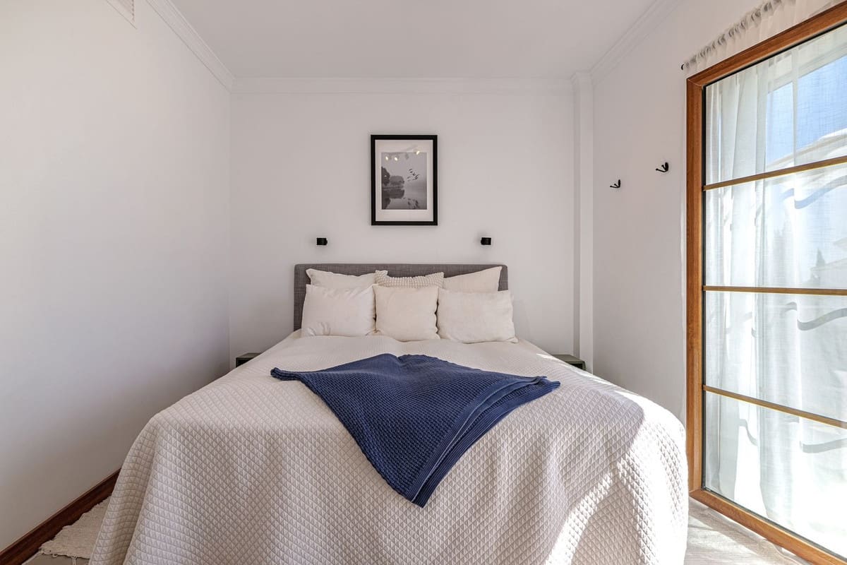 4 quarto Moradia para venda em New Golden Mile com piscina garagem - 1 690 000 € (Ref: 9805335)