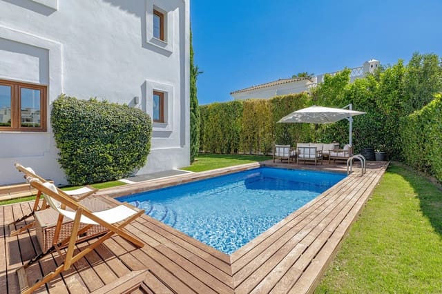 4 quarto Moradia para venda em Selwo, Estepona com piscina garagem - 1 690 000 € (Ref: 9805335)