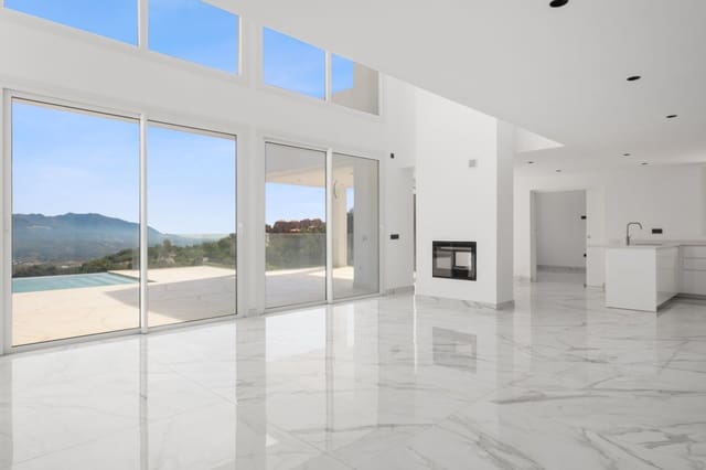 Chalet de 4 habitaciones en La Mairena, Ojen en venta con piscina garaje - 1.599.000 € (Ref: 9805336)