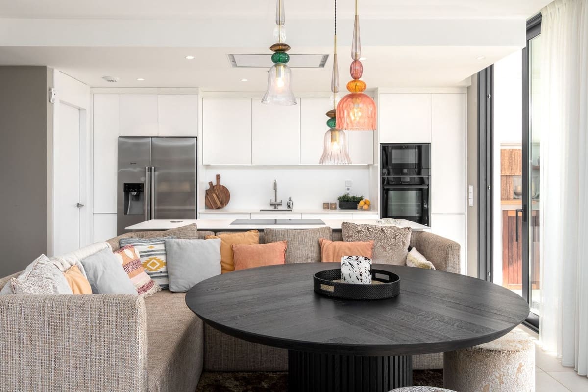 3 Zimmer Apartment zu verkaufen in Fuengirola mit Pool Garage - 940.000 € (Ref: 9805511)