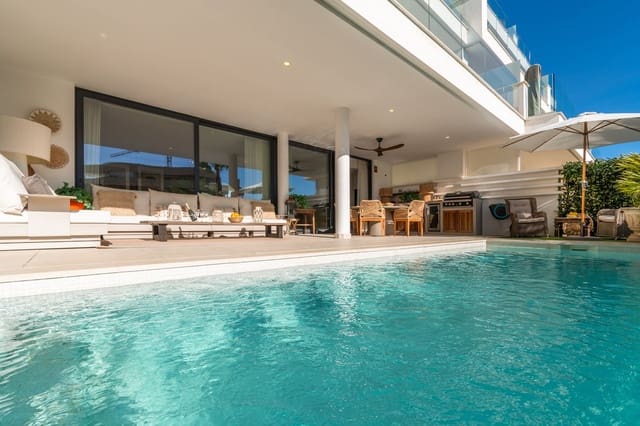 3 Zimmer Apartment zu verkaufen in Fuengirola mit Pool Garage - 940.000 € (Ref: 9805511)