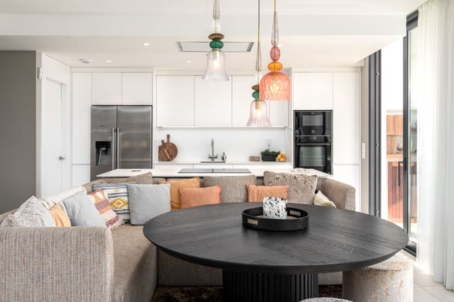 3 Zimmer Apartment zu verkaufen in Fuengirola mit Pool Garage - 940.000 € (Ref: 9805511)