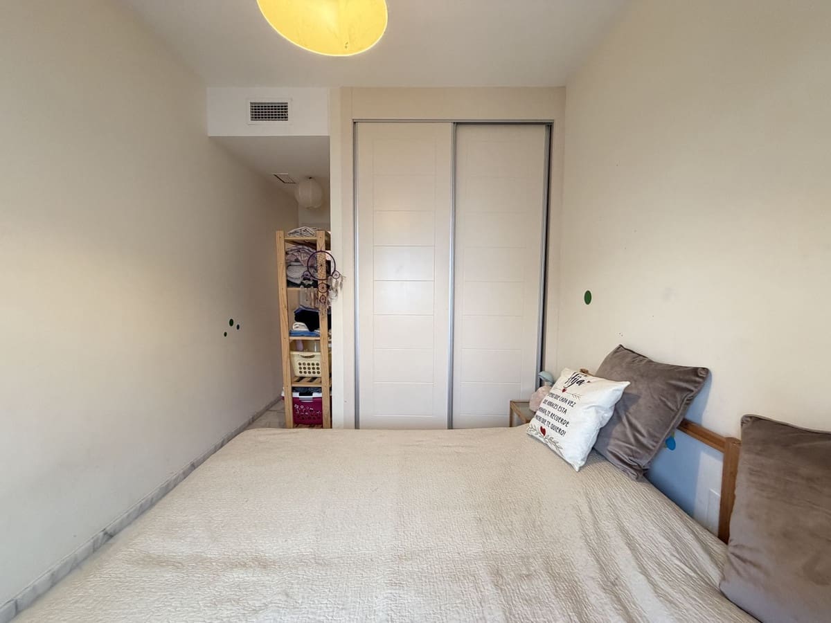 2 slaapkamer Appartement te koop in Estepona met zwembad garage - € 245.000 (Ref: 9805641)