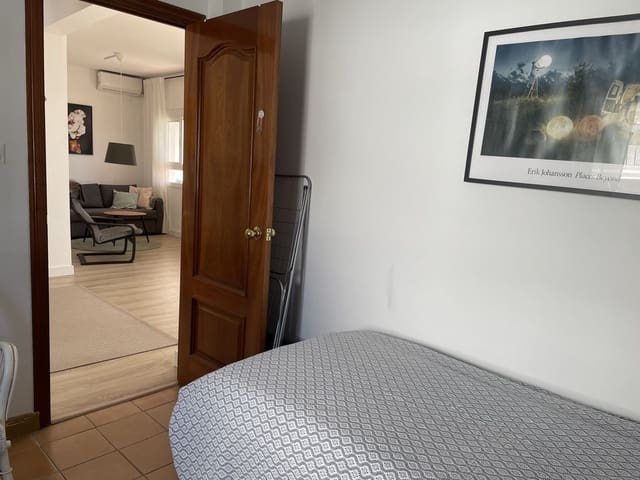 2 sovrum Lägenhet till salu i Estepona - 298 000 € (Ref: 9807354)