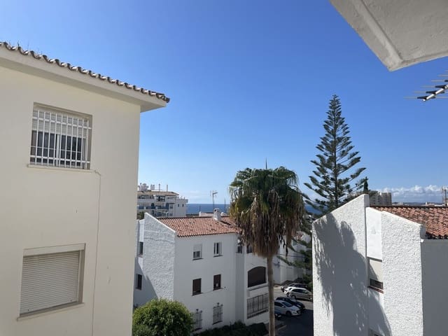 2 sovrum Lägenhet till salu i Estepona - 298 000 € (Ref: 9807354)