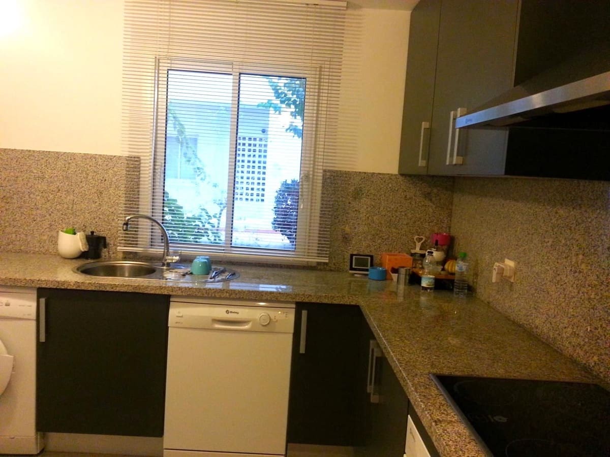 2 sypialnia Apartament na sprzedaż w Estepona z basenem garażem - 297 000 € (Ref: 9807355)