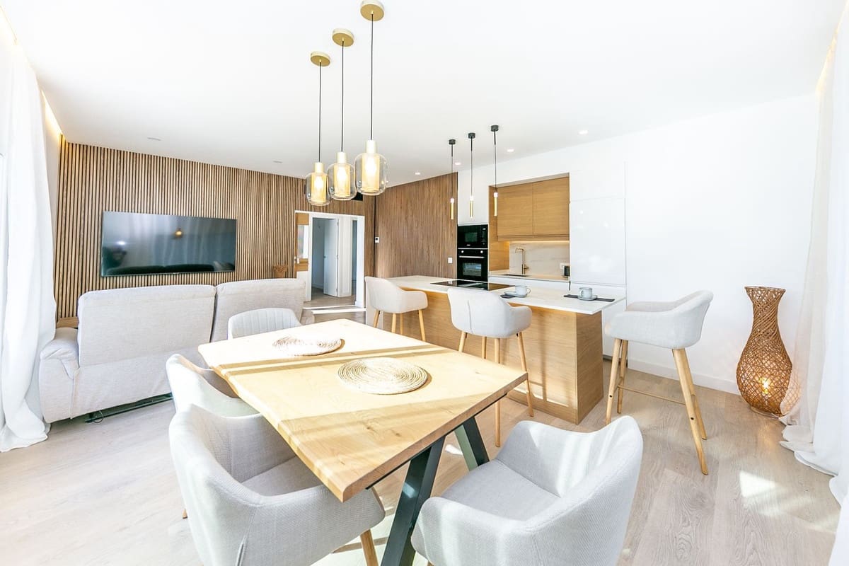 3 Zimmer Villa zu verkaufen in Fuengirola mit Pool Garage - 749.000 € (Ref: 9808944)