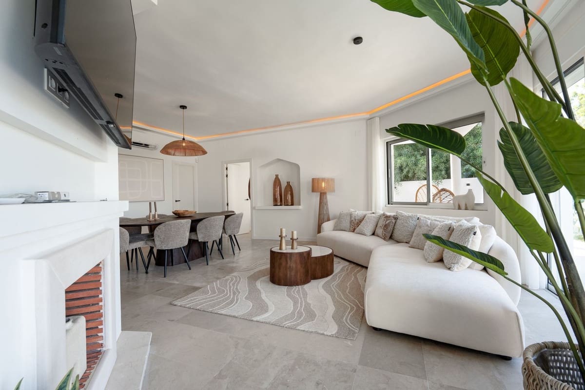 4 quarto Moradia para venda em Guadalmina com piscina garagem - 1 695 000 € (Ref: 9808948)