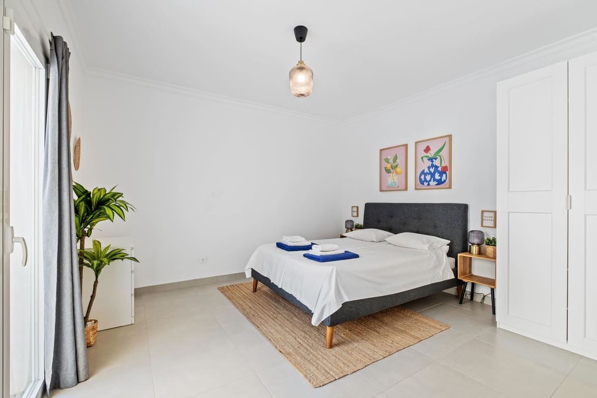 6 bedroom Villa for sale in Cerro del Aguila with pool garage - € 1,290,000 (Ref: 9810448)