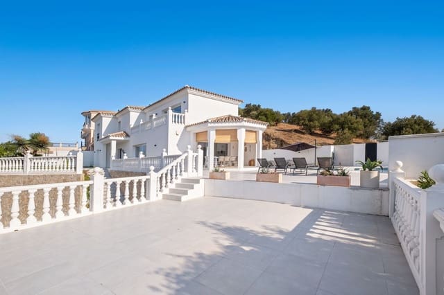 6 soveværelse Villa til salg i Cerro del Aguila, Mijas med swimmingpool garage - € 1.290.000 (Ref: 9810448)