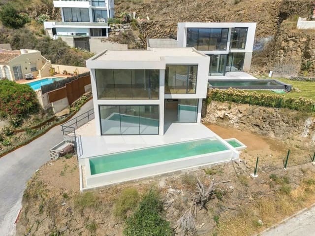3 sypialnia Willa na sprzedaż w Cerro del Aguila, Mijas z basenem garażem - 1 089 000 € (Ref: 9812412)