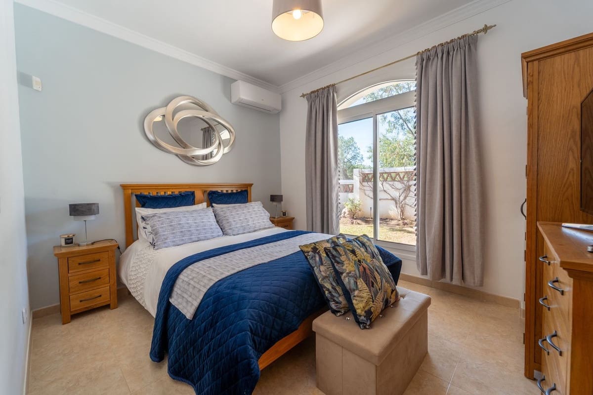 4 chambre Villa/Maison à vendre à Valtocado avec piscine garage - 1 500 000 € (Ref: 9812448)