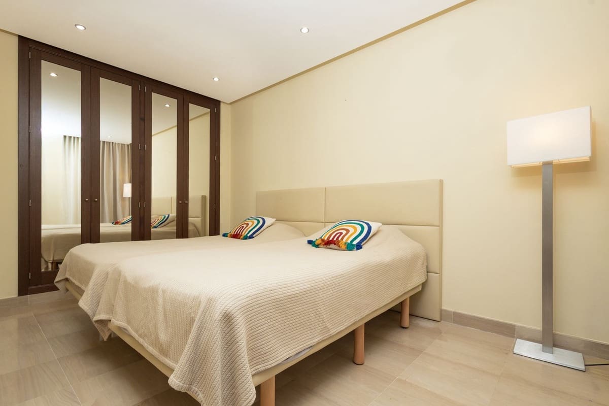 3 bedroom Apartment for sale in New Golden Mile with pool garage - € 695,000 (Ref: 9813932)