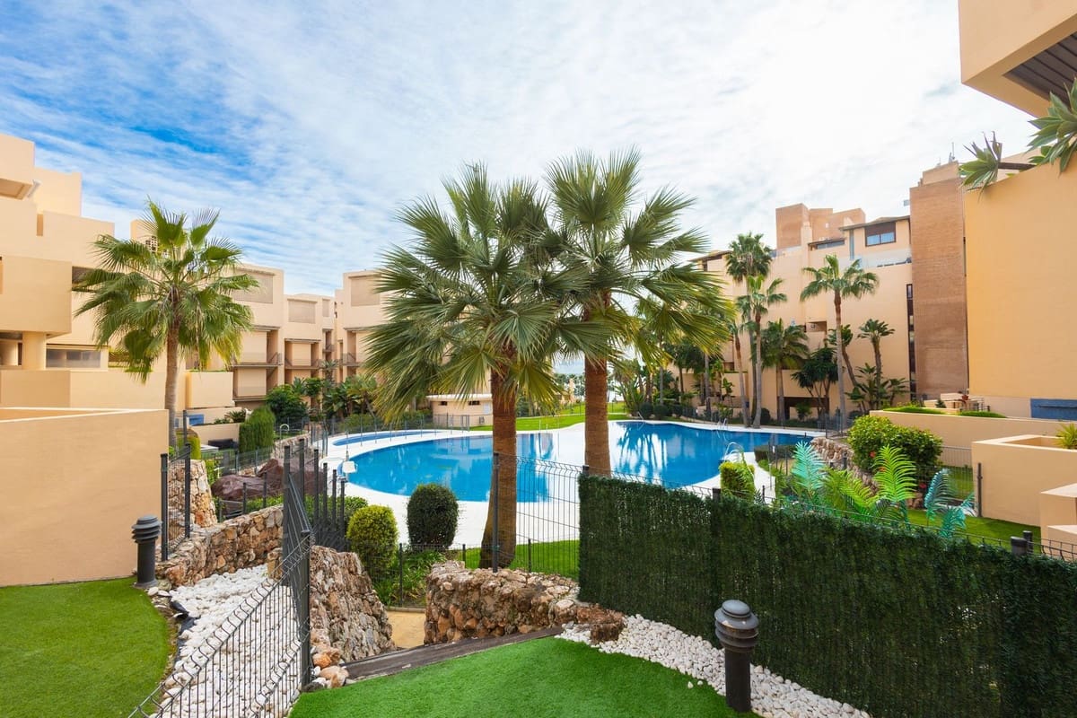 3 bedroom Apartment for sale in New Golden Mile with pool garage - € 695,000 (Ref: 9813932)