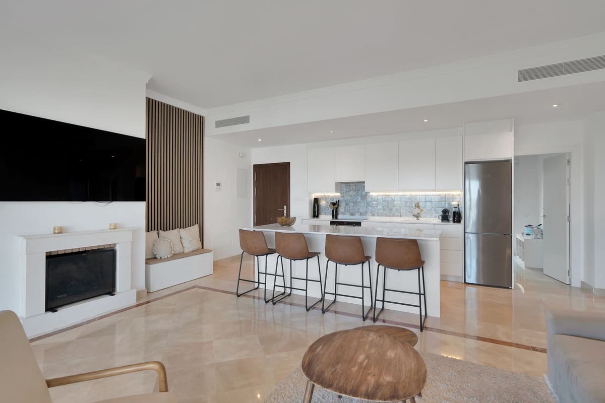 3 chambre Appartement à vendre à Benahavis avec piscine garage - 550 000 € (Ref: 9813936)