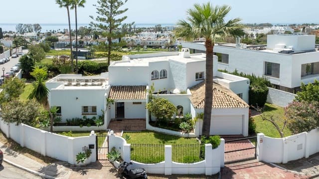 5 Zimmer Villa zu verkaufen in Bel-Air, Estepona mit Pool Garage - 1.650.000 € (Ref: 9814033)