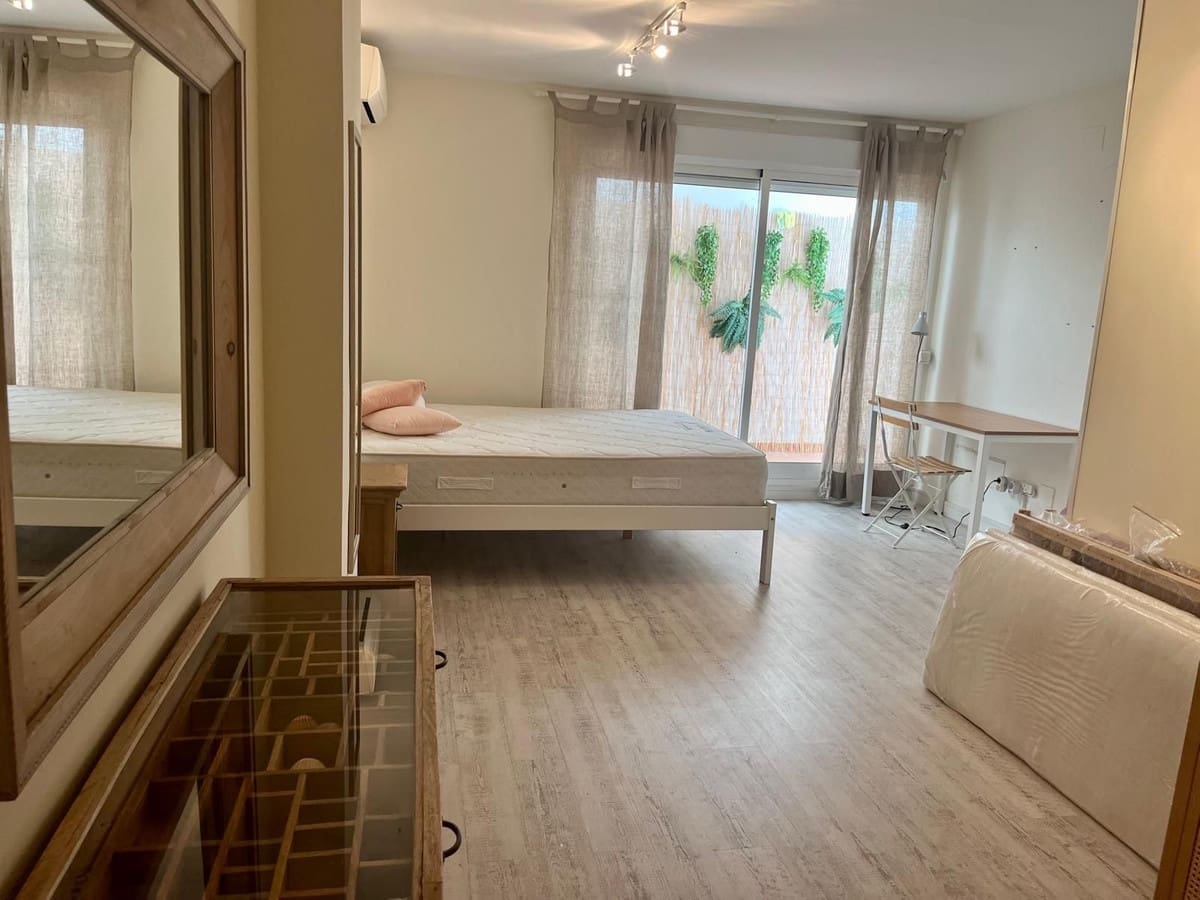 5 chambre Maison de Ville à vendre à Bel-Air avec piscine - 550 000 € (Ref: 9816217)