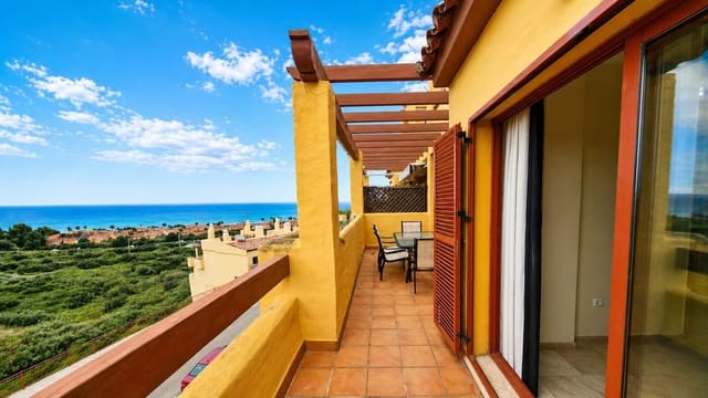 2 chambre Appartement à vendre à La Duquesa / Puerto de la Duquesa, Manilva avec piscine - 275 000 € (Ref: 9818435)