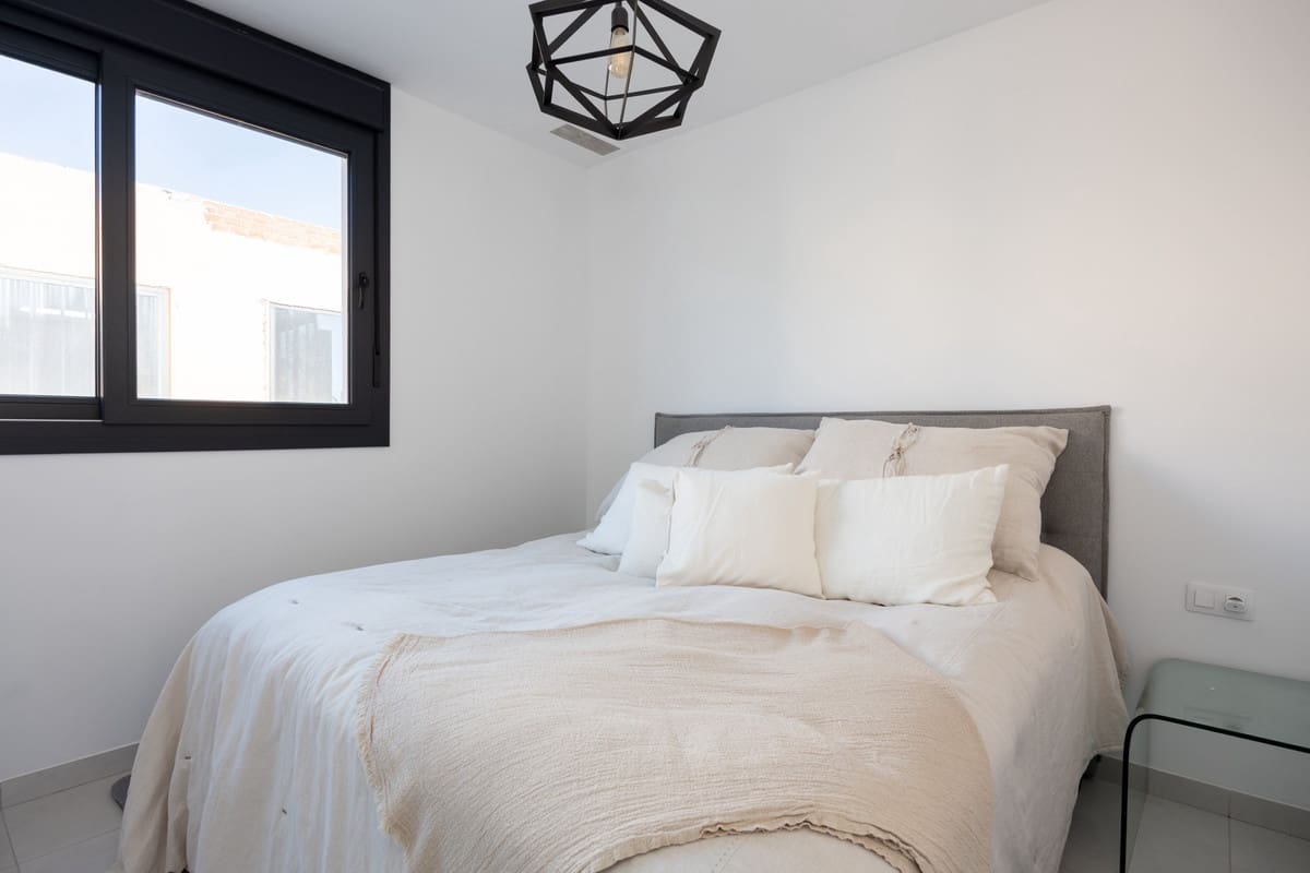 3 sypialnia Dom na sprzedaż w Bel-Air z basenem garażem - 899 000 € (Ref: 9818437)
